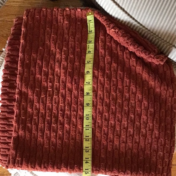 NWOT 2 Rust Pillow Shams - Picture 2 of 5